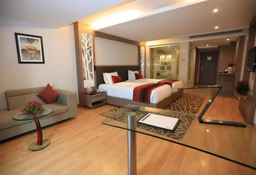 Deluxe Rum, Radisson Udaipur