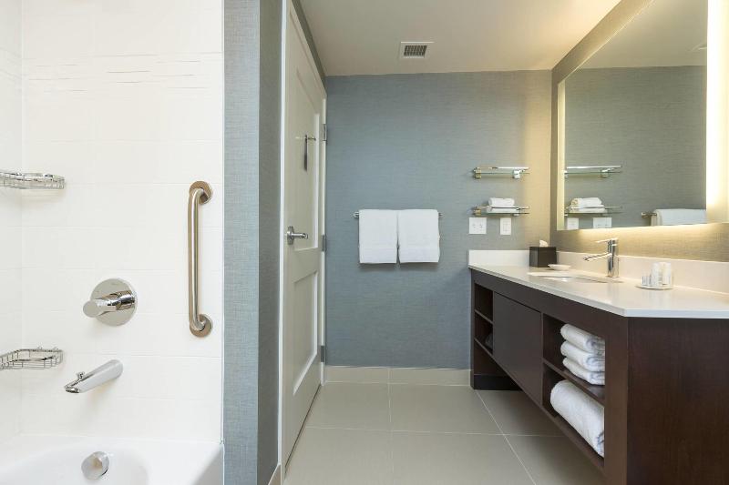 Люкс Кровать Кинг, Residence Inn By Marriott Portland Hillsboro/brookwood