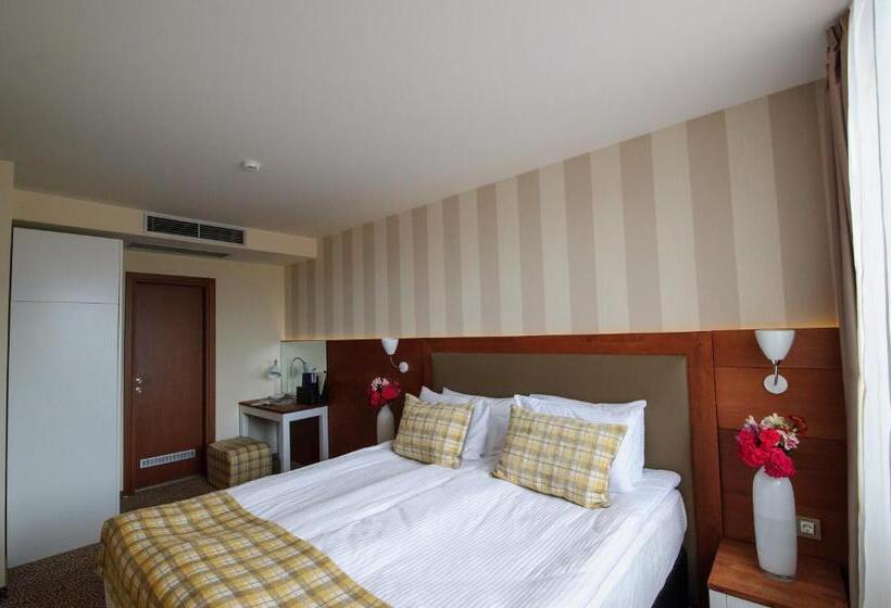 סוויטת 2 חדרי שינה, Ruskovets Thermal Spa & Ski Resort