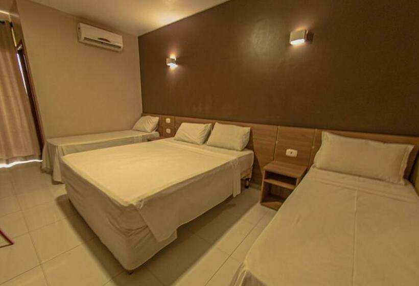 חדר דלוקס לארבעה, Safira Praia