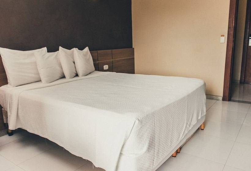 חדר דלוקס, Safira Praia