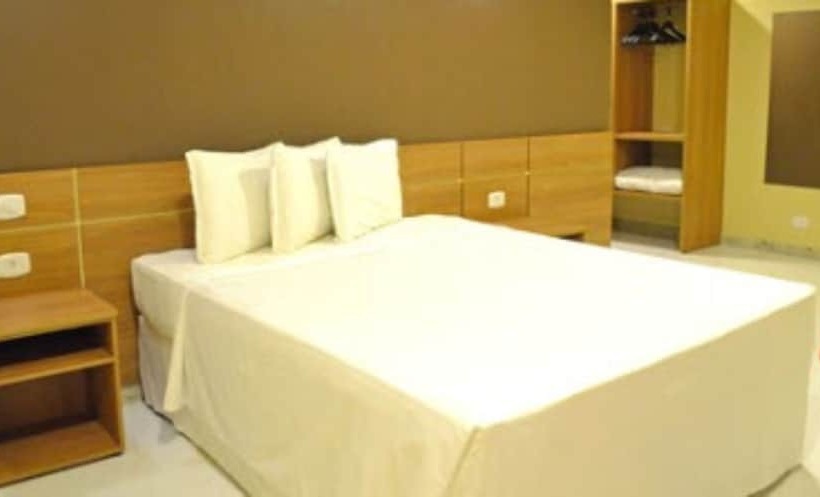 חדר דלוקס, Safira Praia