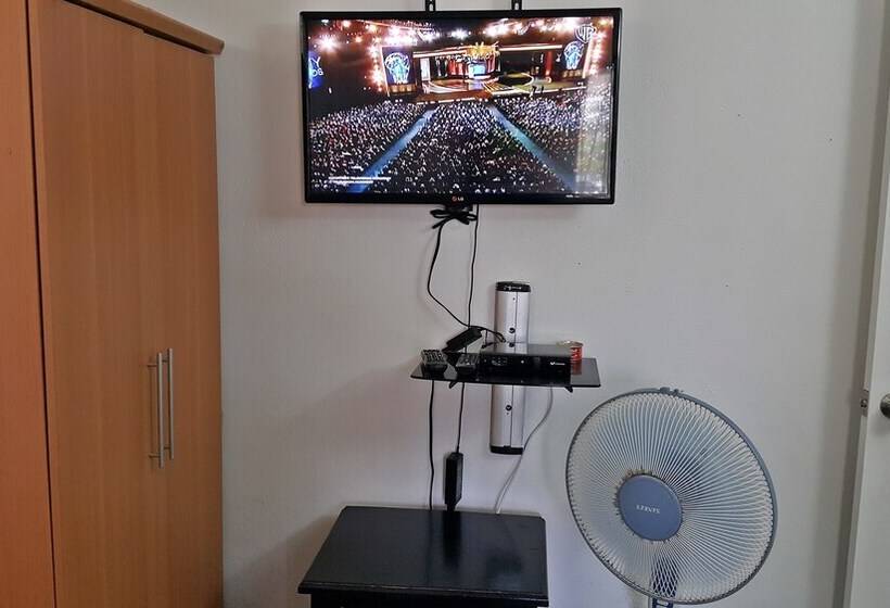 חדר משפחתי חדר אמבטיה משותף, Sheylla's Place