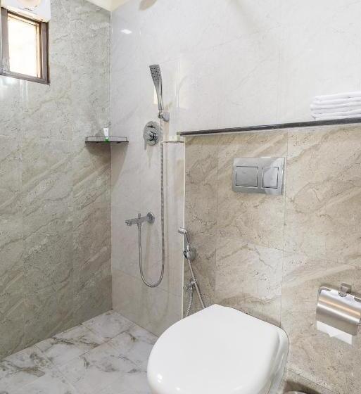 デラックスルーム, Treebo Adin Residence Chennai Trade Centre