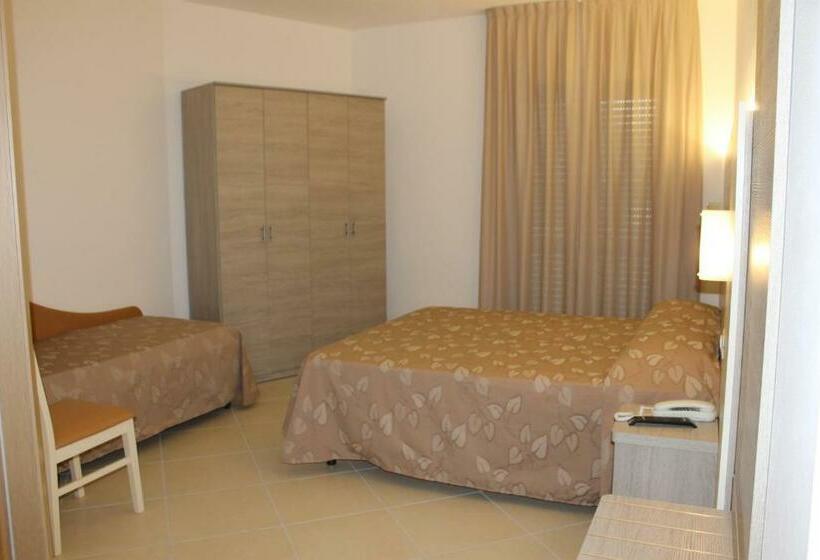 Camera Quadrupla Standard, Villa Enea