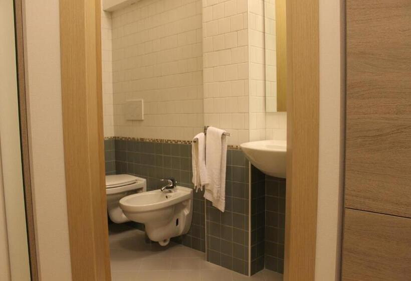 Camera Standard, Villa Enea