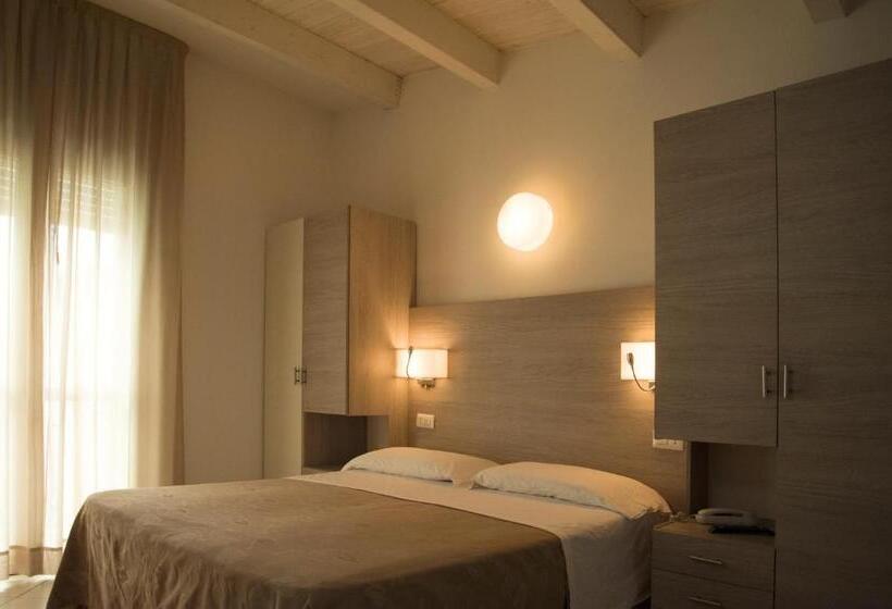 Camera Standard, Villa Enea