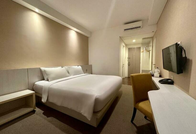 スーペリアールーム, Yasmin Karawaci