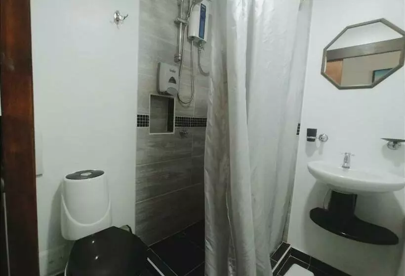 Standard Kolmen Hengen Huone, Ayenda Mountain Hostels Manizales