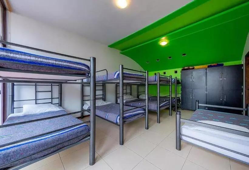 Vuode Makuusalissa, Ayenda Mountain Hostels Manizales
