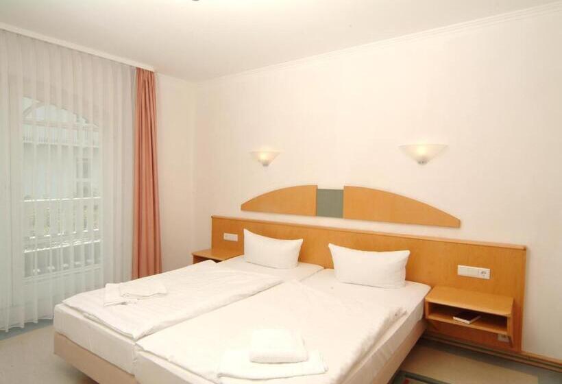 带1个卧室的带阳台的公寓, Strandhaus Belvedere