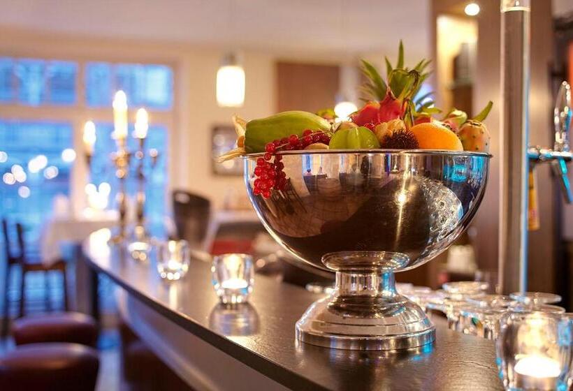 2 Bedroom Suite with Balcony, Strandhaus Belvedere