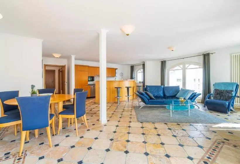 ペントハウス２ベッドルームアパート, Strandhaus Belvedere