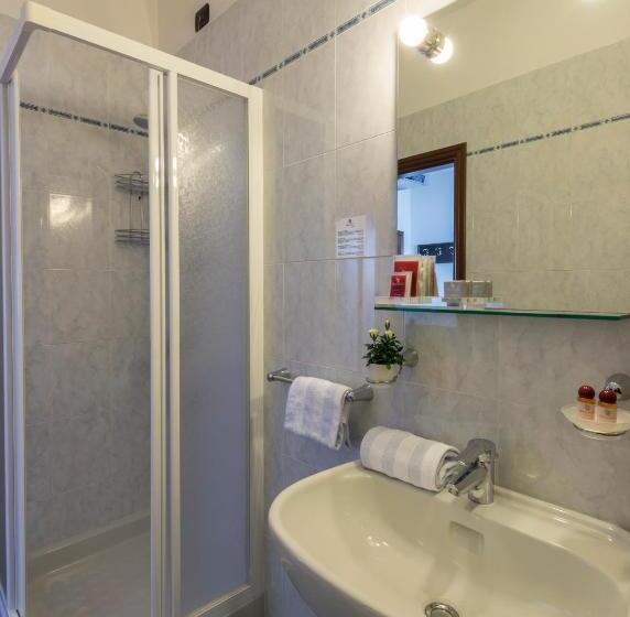 Quarto Estandar, Drago   Garda Lake Collection