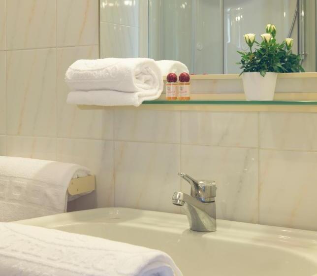 חדר סופריור, Drago   Garda Lake Collection