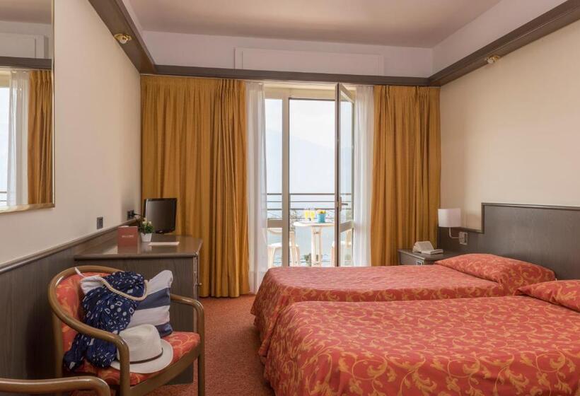 غرفة سوبيريور, Drago   Garda Lake Collection