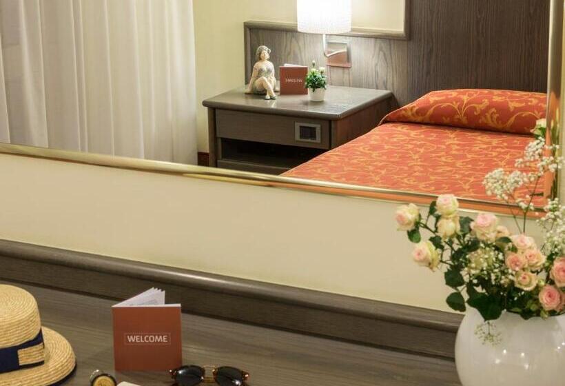 غرفة سوبيريور, Drago   Garda Lake Collection