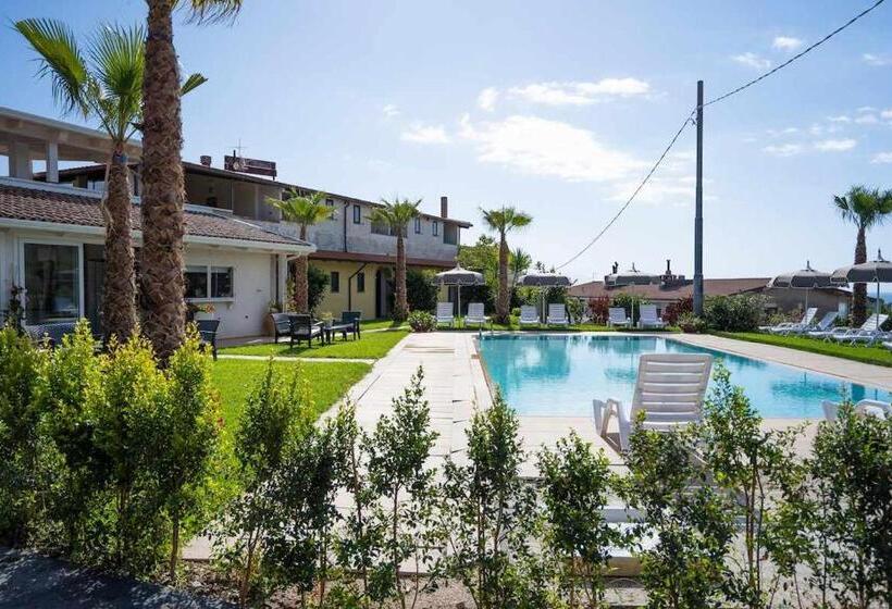 스탠다드 트리플 룸, Santa Lucia