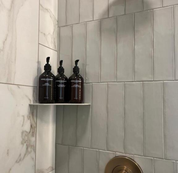 غرفة قياسية سرير كينج, St. James Social