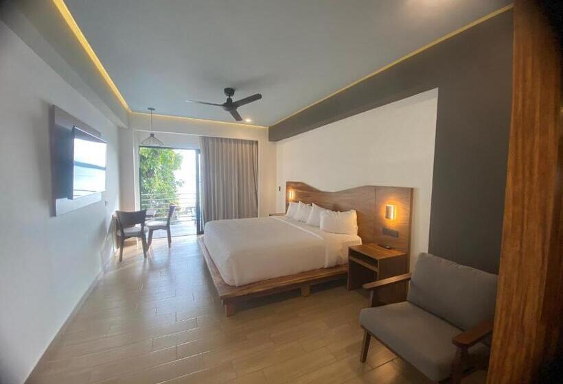 غرفة قياسية سرير كينج, Cristalino Lagoon Front Hotel, Restaurant & Spa