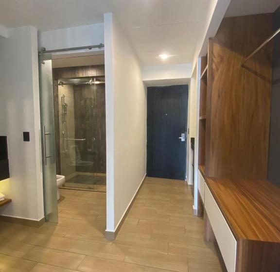 غرفة قياسية سرير كينج, Cristalino Lagoon Front Hotel, Restaurant & Spa