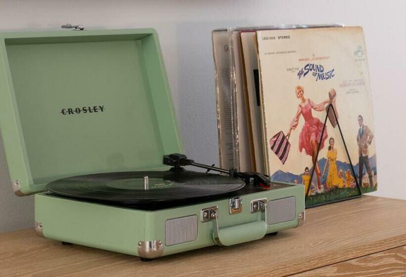 Номер Стандарт, Little Mod Hotel At The University