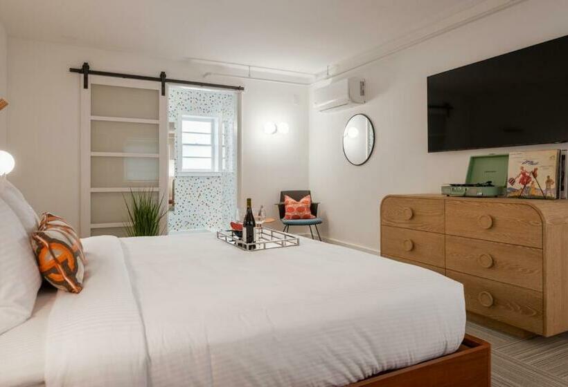 适合残疾人士使用的带超级大床的标准间, Little Mod Hotel At The University