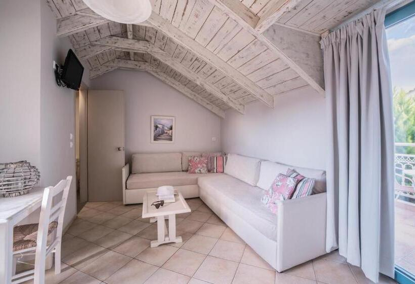 آپارتمان 1 خوابه با چشمانداز دریا, Pierros Verde