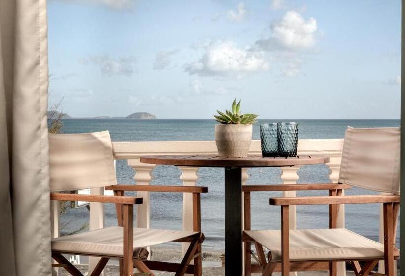 اتاق دوبلکس, Pierros Verde