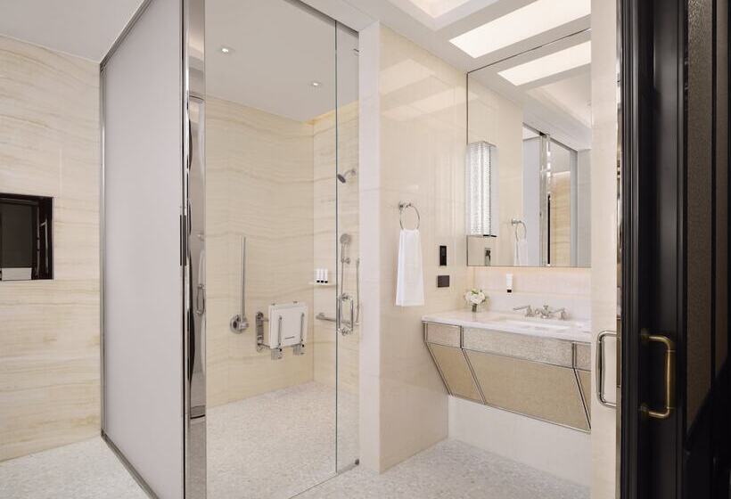 Номер Стандарт Адаптированный для Инвалидов, The Peninsula London