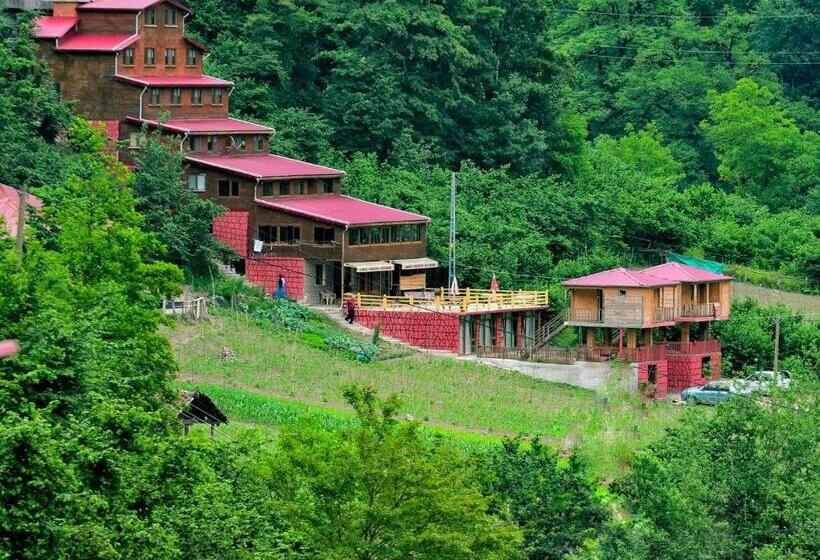Трехместный Номер Стандарт с Видом, Gogalay Bungalov Hotel  Restoran
