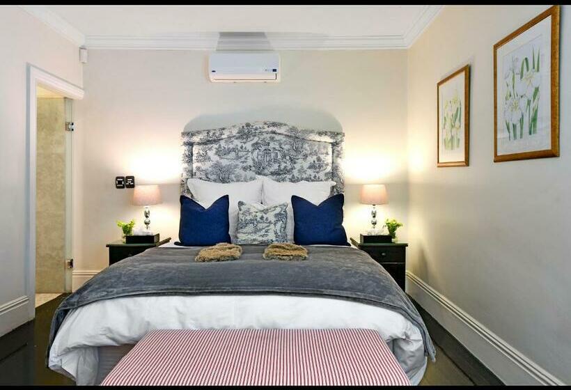 سوییت, Auberge Daniella