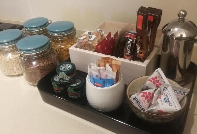 خانه 1 خوابه, Auberge Daniella