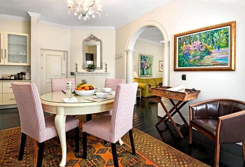 Люкс, Auberge Daniella