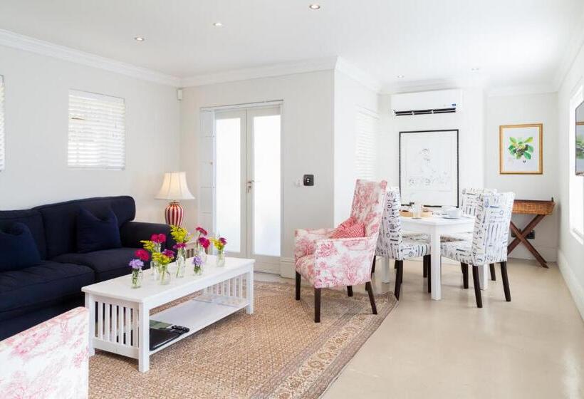 خانه 1 خوابه, Auberge Daniella