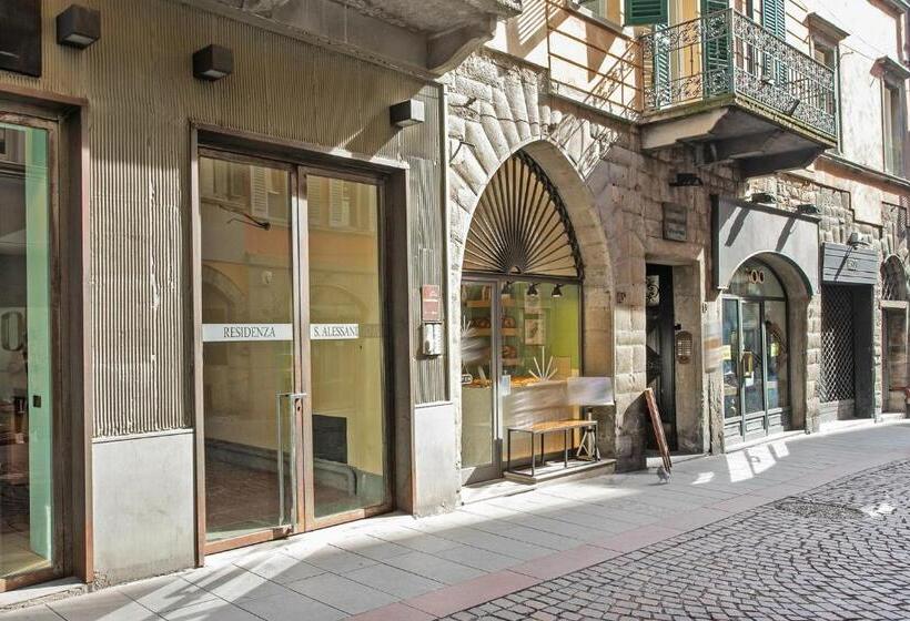 استودیوی استاندارد, La Maison