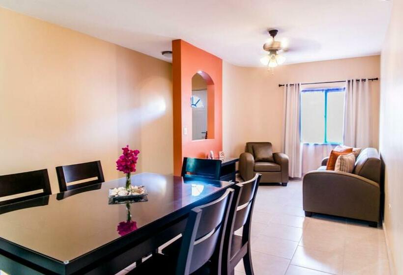 شقة غرفتين, Bugambilias Suites