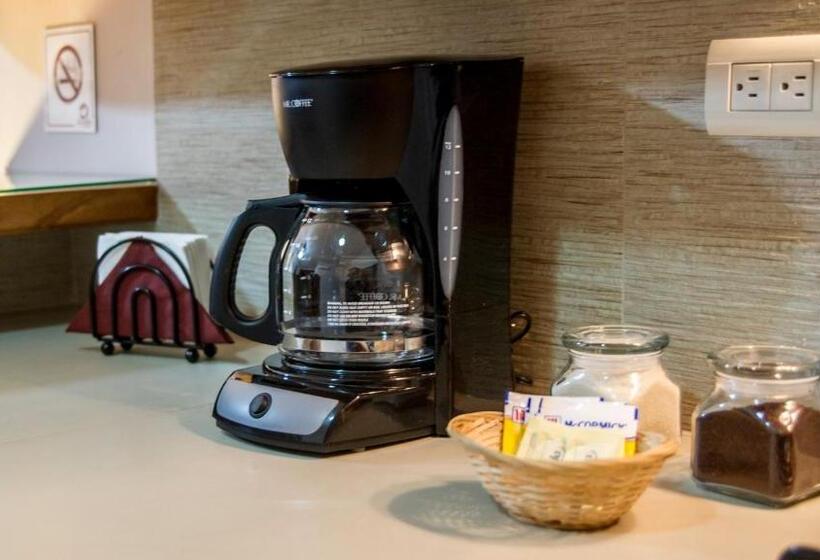 إستوديو قياسى, Bugambilias Suites