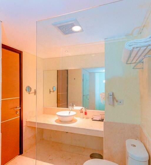 Номер Superior, Claro Kendari