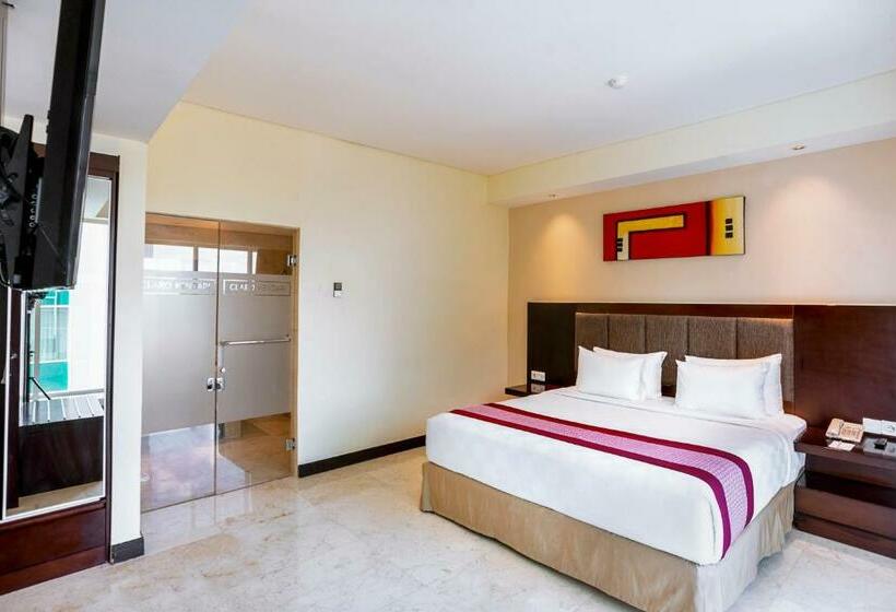 Полулюкс, Claro Kendari