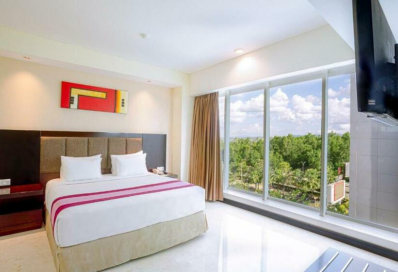 Полулюкс, Claro Kendari