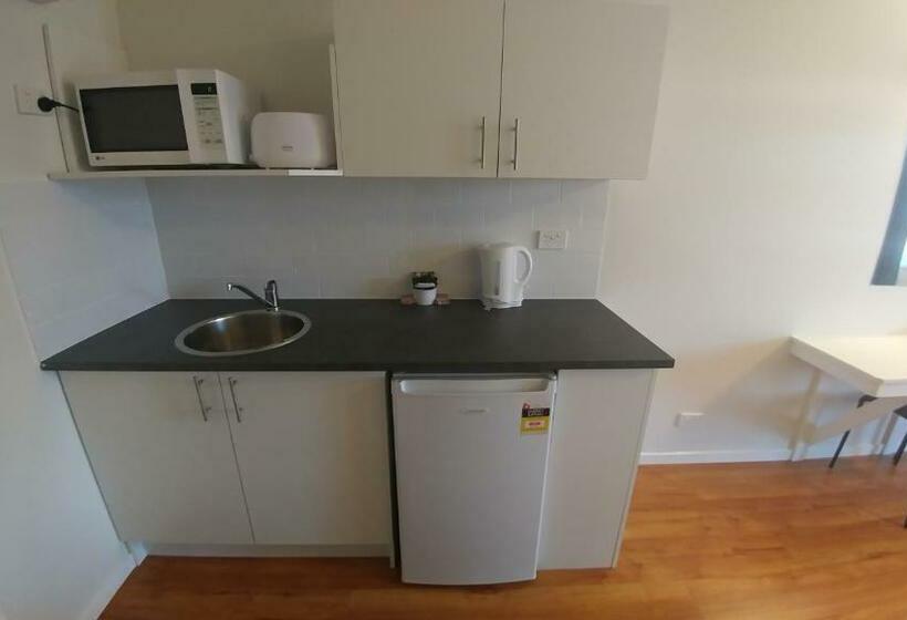 غرفة سوبيريور سرير كينج, Eden Motel