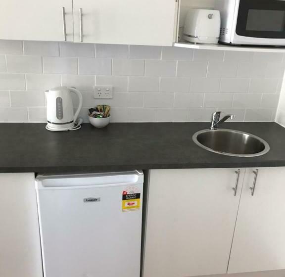 غرفة سوبيريور سرير كينج, Eden Motel