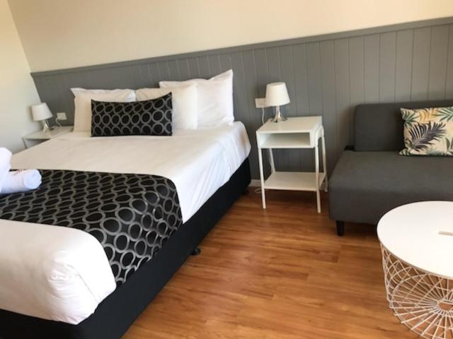 غرفة سوبيريور سرير كينج, Eden Motel