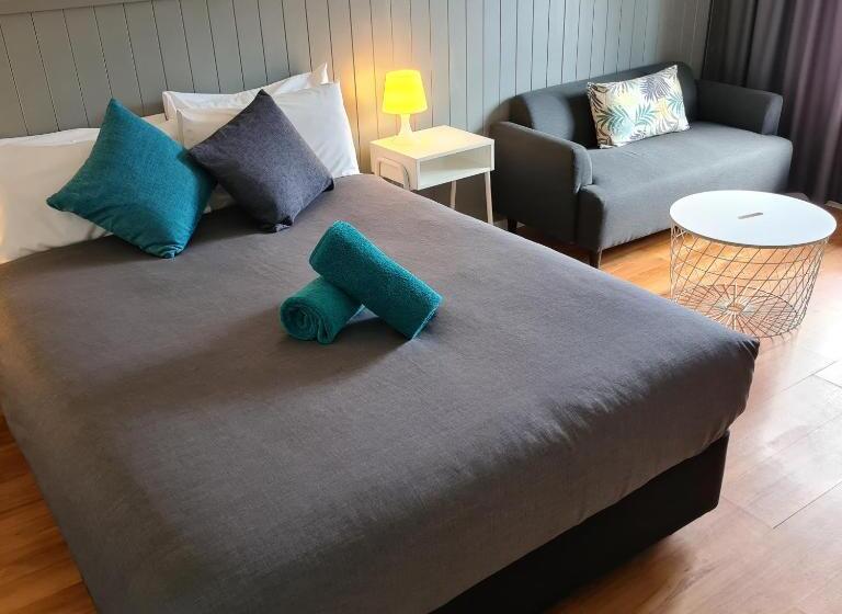 غرفة قياسية, Eden Motel