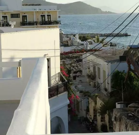 اتاق استاندارد با چشم‌انداز دریا, Naxos Anassa Suites