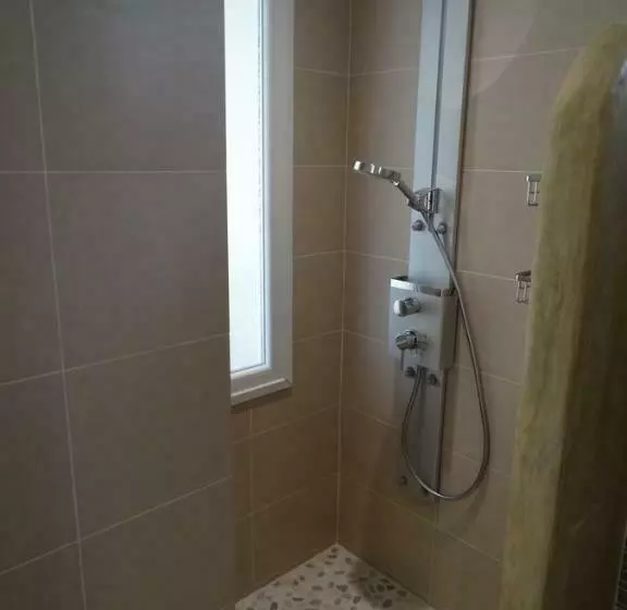اتاق استاندارد با چشم‌انداز دریا, Naxos Anassa Suites