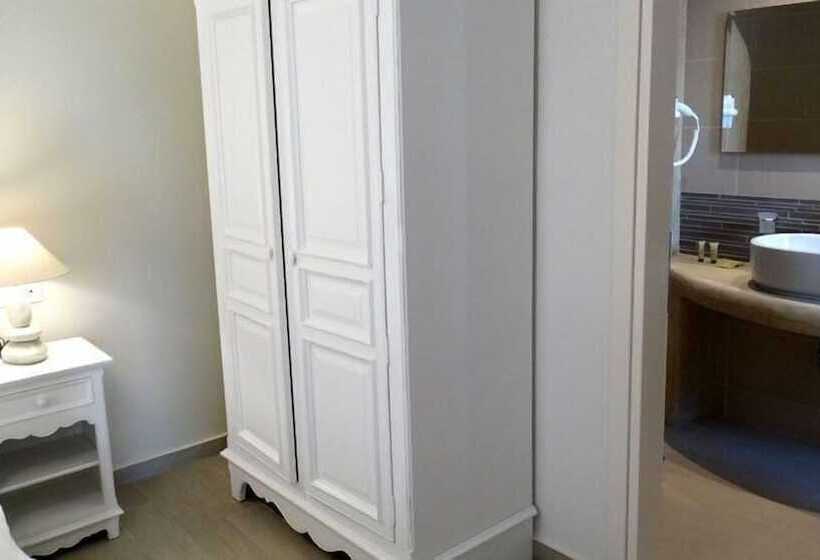 1階のスタンダードルーム, Naxos Anassa Suites