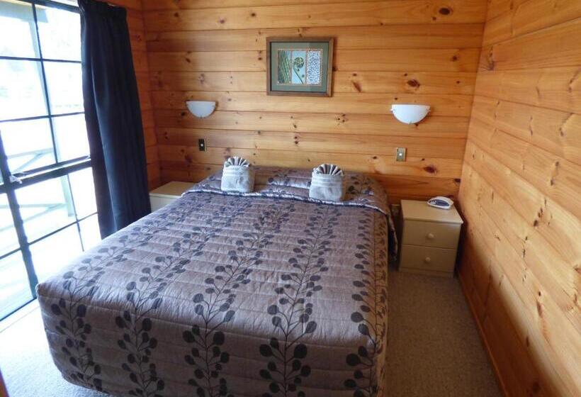 ２ベッドスイートルーム, Cedarwood Lakeside Motel & Conference Venue