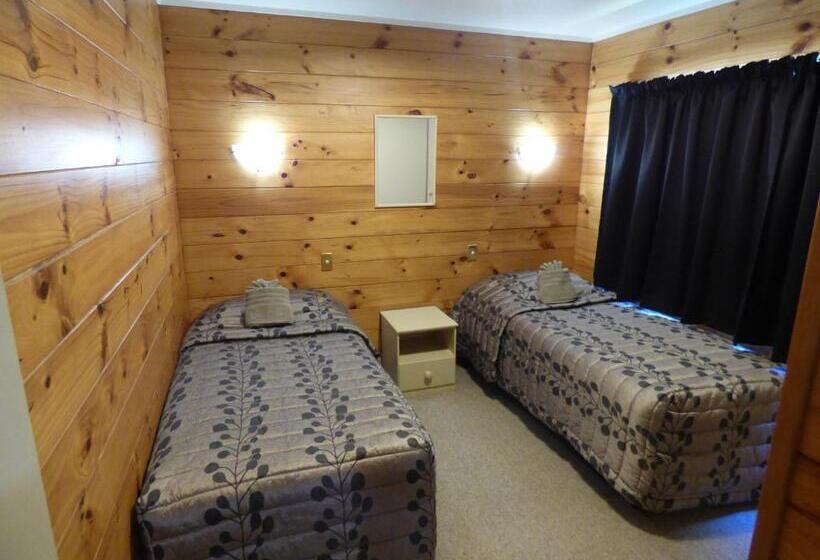 ２ベッドスイートルーム, Cedarwood Lakeside Motel & Conference Venue